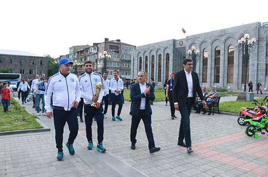 Ֆուտբոլի Հայաստանի գավաթը ներկայացվեց Սյունիքում. Լուսանկարներ