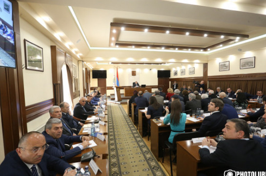 Центризбирком Армении: Алена Симоняна в Совете старейшин Еревана заменит Нара Ованнисян