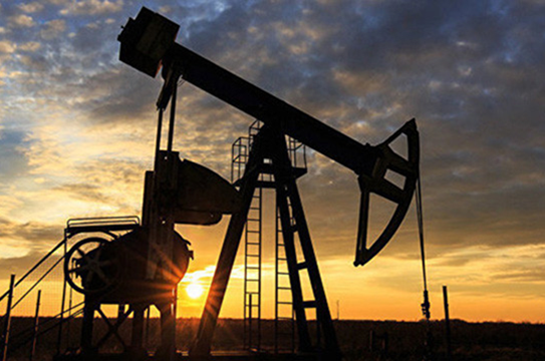 Мировые цены на нефть существенно понизились