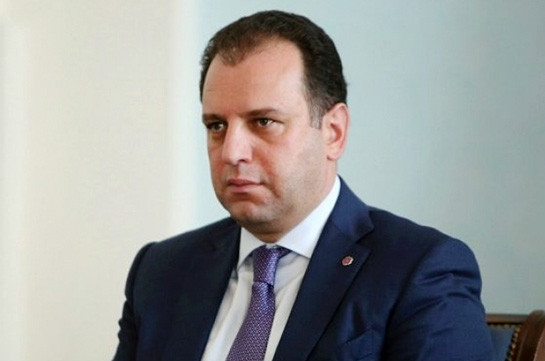 Виген Саркисян освобожден с должности председателя Попечительского совета Фонда страхования военнослужащих