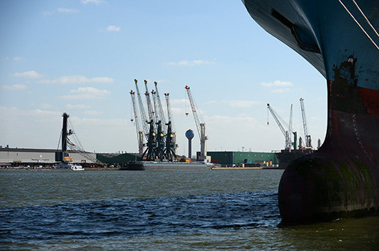 Таможенники в порту Антверпена изъяли около тонны героина