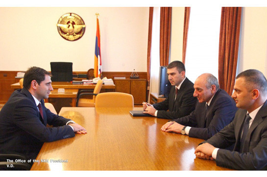 Бако Саакян принял министра территориального управления и развития Армении