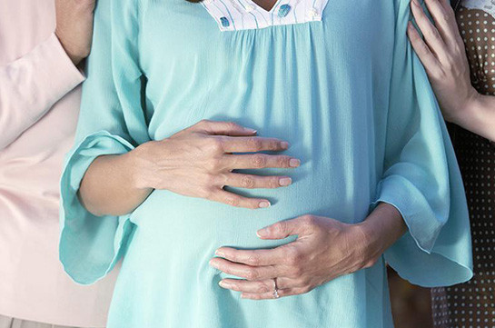 В Израиле дали одиноким женщинам право на суррогатное материнство