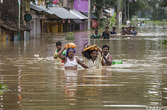 В Индии масштабное наводнение: погибли сотни людей