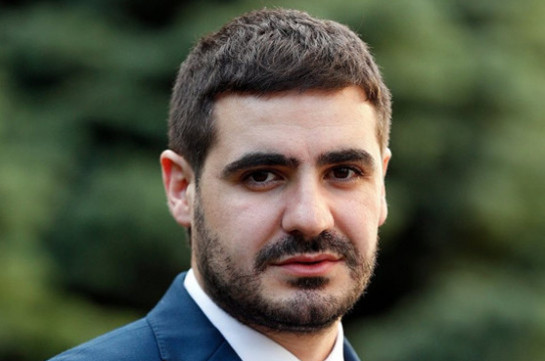 Циркуляр о контактах со СМИ имеет специальных адресатов – Арман Егоян