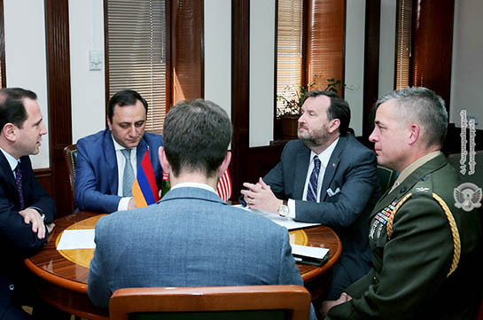 Armenia’s Defense Minister discusses regional security issues with US Ambassador