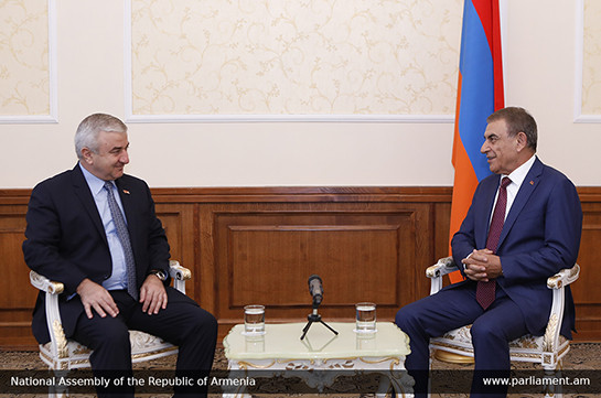 Вопрос мирного урегулирования карабахского конфликта постоянно находится в центре внимания парламента Армении – Ара Баблоян