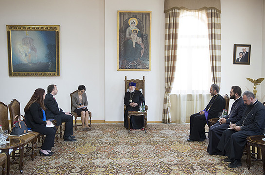Catholicos Karekin II hosts U.S. Ambassador, discusses domestic political issues