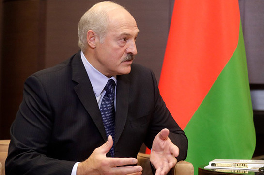 Лукашенко отверг возможность присоединения Белоруссии к России