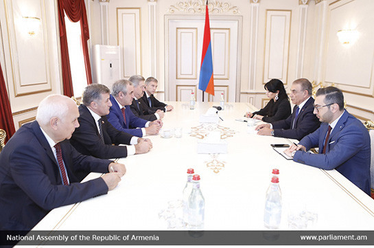 Armenian NA speaker receives delegation led by Russian State Duma’s vice speaker