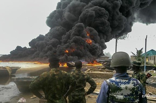 Նիգերիայում նավթատարի վրա բռնկված հրդեհի հետևանքով մահացել է առնվազն 19 մարդ