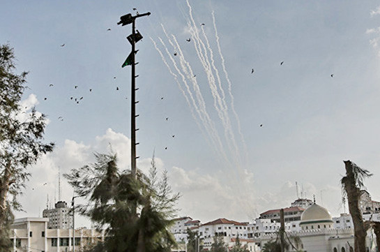 Палестинская ракета повредила жилой дом в израильском Беер-Шеве