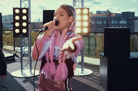Ռուսաստանի մասնակիցը ներկայացրել է Մանկական Եվրատեսիլ-2018-ի իր երգը (Տեսանյութ)