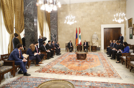 Armenia’s acting PM, Lebanese President discuss development of bilateral relations