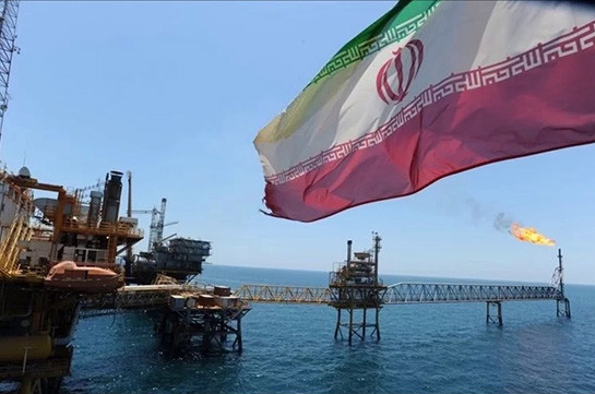 Китай отрекся от иранской нефти