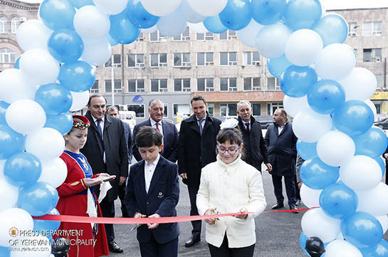 Քաղաքապետ Հայկ Մարությանի մասնակցությամբ Երևանում բացվել է առաջին սմարթ այգին