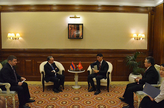 Armenian, Kyrgyz FMs discuss cooperation issues