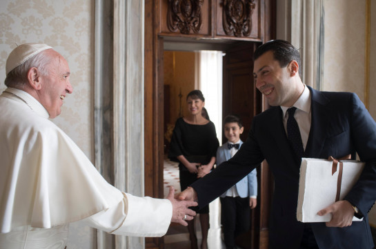 Pope Francis stresses Ambassador Minasyan’s fruitful activity during tenure in Holy See