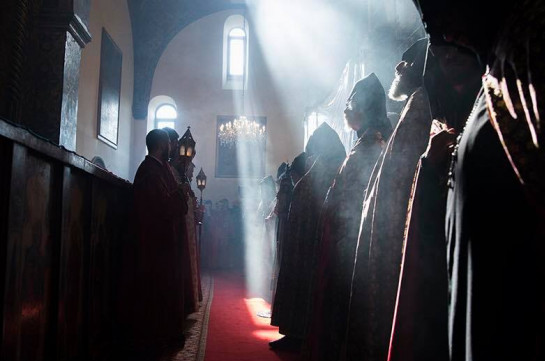Կաթողիկոսը Մայր Տաճարում հոգեհանգստյան կարգ է մատուցել զոհված չորս զինվորականների համար