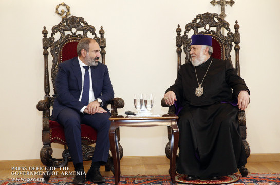 Armenia’s acting PM, Catholicos of All Armenians convinced in peaceful conduction of upcoming elections