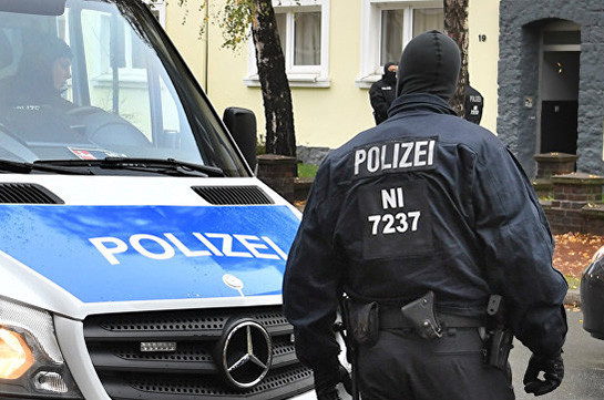 Немецкая полиция освободила заложницу на автозаправке в Бохуме