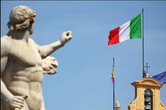 ЕС пригрозил санкциями Италии
