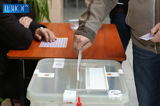 Явка на выборах в Армении по состоянию на 17:00 составила 39,54%