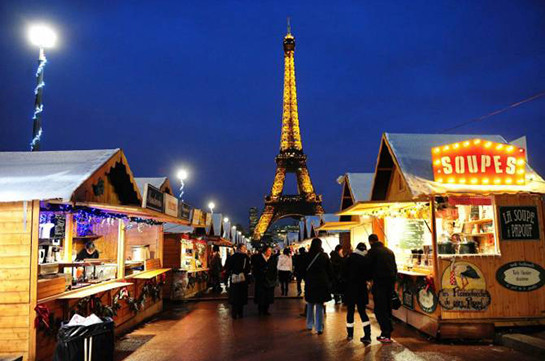 Փարիզում խստացրել են Սուրբ ծննդյան տոնավաճառների այցելուների հսկումը