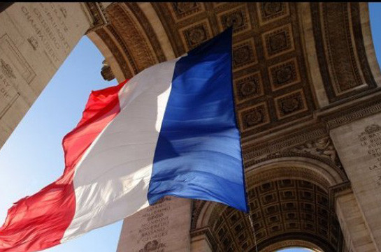 Франция введет налог для технологических гигантов с 2019 года, не дожидаясь решения ЕС