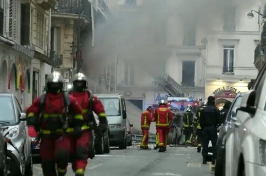 При взрыве в центре Парижа пострадали минимум 20 человек