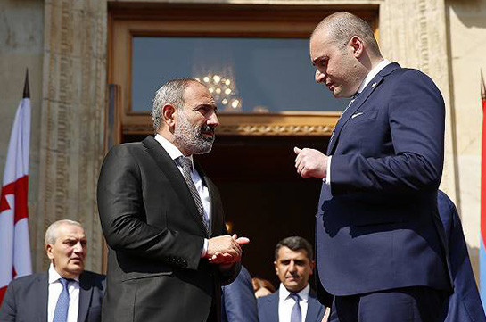 Премьер Армении выразил соболезнования премьер-министру Грузии