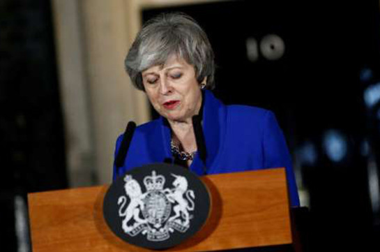 The Telegraph: британские министры пригрозили Мэй массовыми отставками
