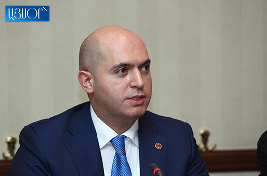 Премьер заводит в тупик армянские позиции в переговорном процессе– Армен Ашотян
