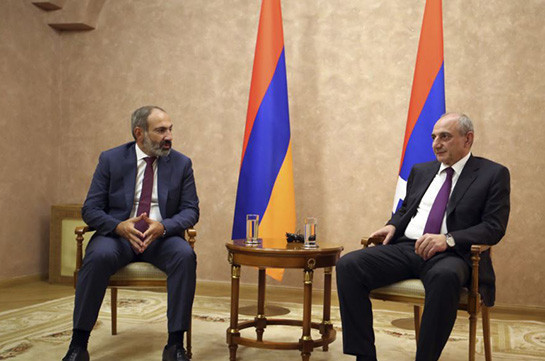 The Armenian glorified army is the pride of our people, the main guarantor of its security and freedom: Bako Sahakyan congratulates Armenian PM on Army Day