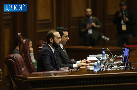 Ален Симонян не захотел комментировать заявление Эдмона Марукяна о пренебрежительном отношении к парламенту