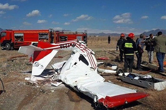 В Иране при крушении тренировочного самолёта погибли два человека
