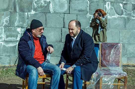 Араик Арутюнян встретился с объявившим голодовку режиссером Ованнесом Галстяном