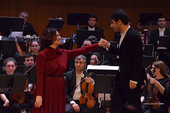 Աշխարհահռչակ սոպրանո Հասմիկ Պապյանի և Հայաստանի պետական սիմֆոնիկ նվագախմբի ելույթով մեկնարկեց Հայ կոմպոզիտորական արվեստի 10-րդ հոբելյանական փառատոնը