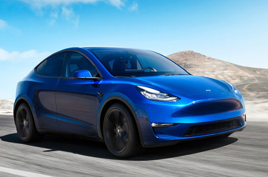 Tesla представила новый автомобиль Model Y (Видео)