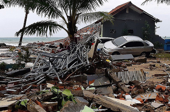 Ինդոնեզիայում առնվազն 77 մարդ է մահացել հեղեղումներից
