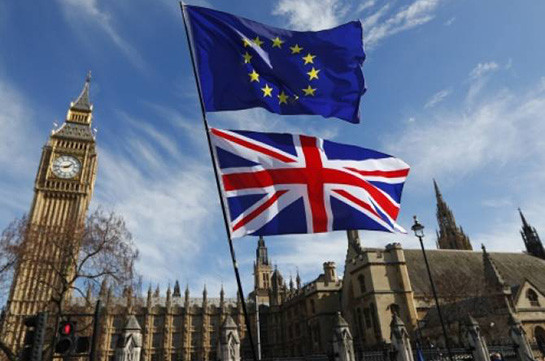 Британский парламент 1 апреля рассмотрит петицию об отмене Brexit