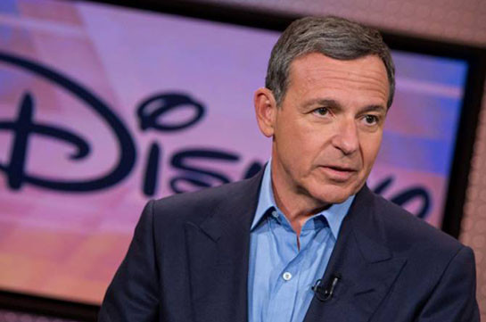 Глава Disney покинет компанию в 2021 году