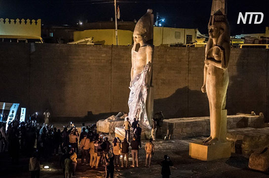 Египетские археологи собрали статую Рамзеса ІІ (Видео)