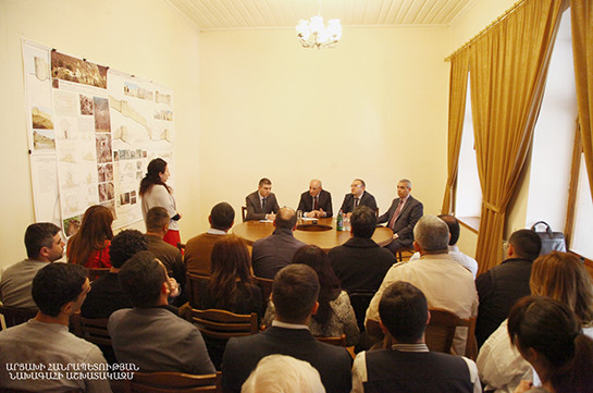 Президент Республики Арцах Бако Саакян провел рабочее совещание, посвященное сфере туризма