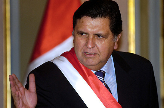 Peru's ex-President Alan García shoots himself before arrest