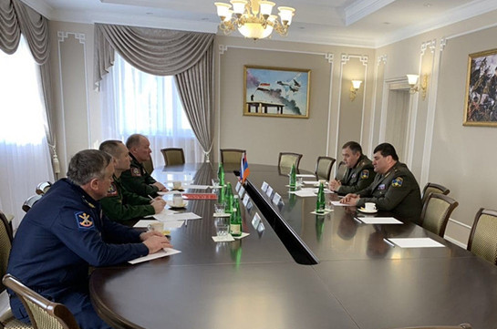 ՀՀ զինված ուժերի գլխավոր շտաբի պետը հանդիպել է ՌԴ Հարավային ռազմական շրջանի հրամանատարի հետ