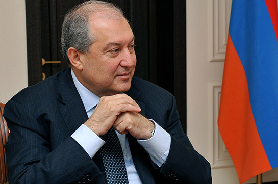 Президент Армении поздравил Владимира Зеленского с избранием на пост президента Украины