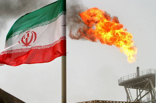 Китай выступил против односторонних "нефтяных" санкций США в отношении Ирана