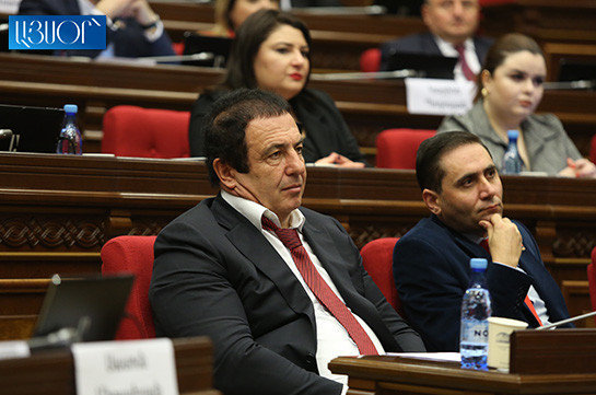 Руководитель фракции «Процветающая Армения» ответил Арарату Мирзояну