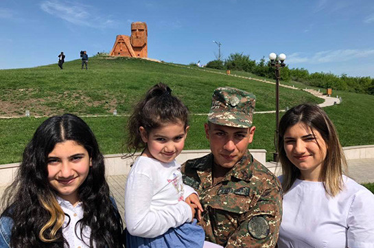 Dear people of Artsakh, we love you, we are proud of you and we bow our heads before you: Pashinyan congratulates on triple holiday